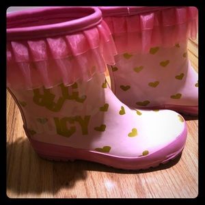 Pink and pretty girl’s Rain boots